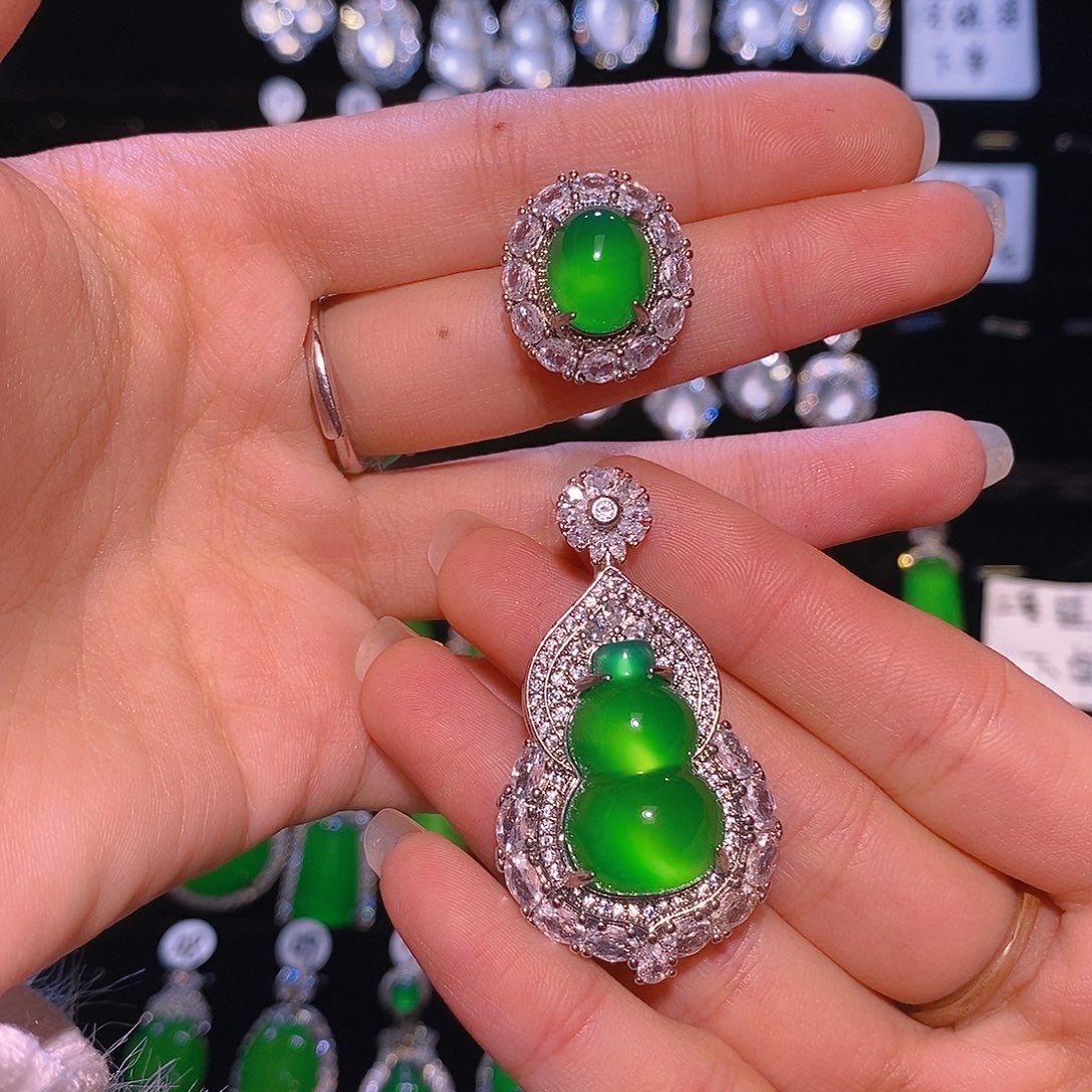 玛瑙/玉髓合金颈饰