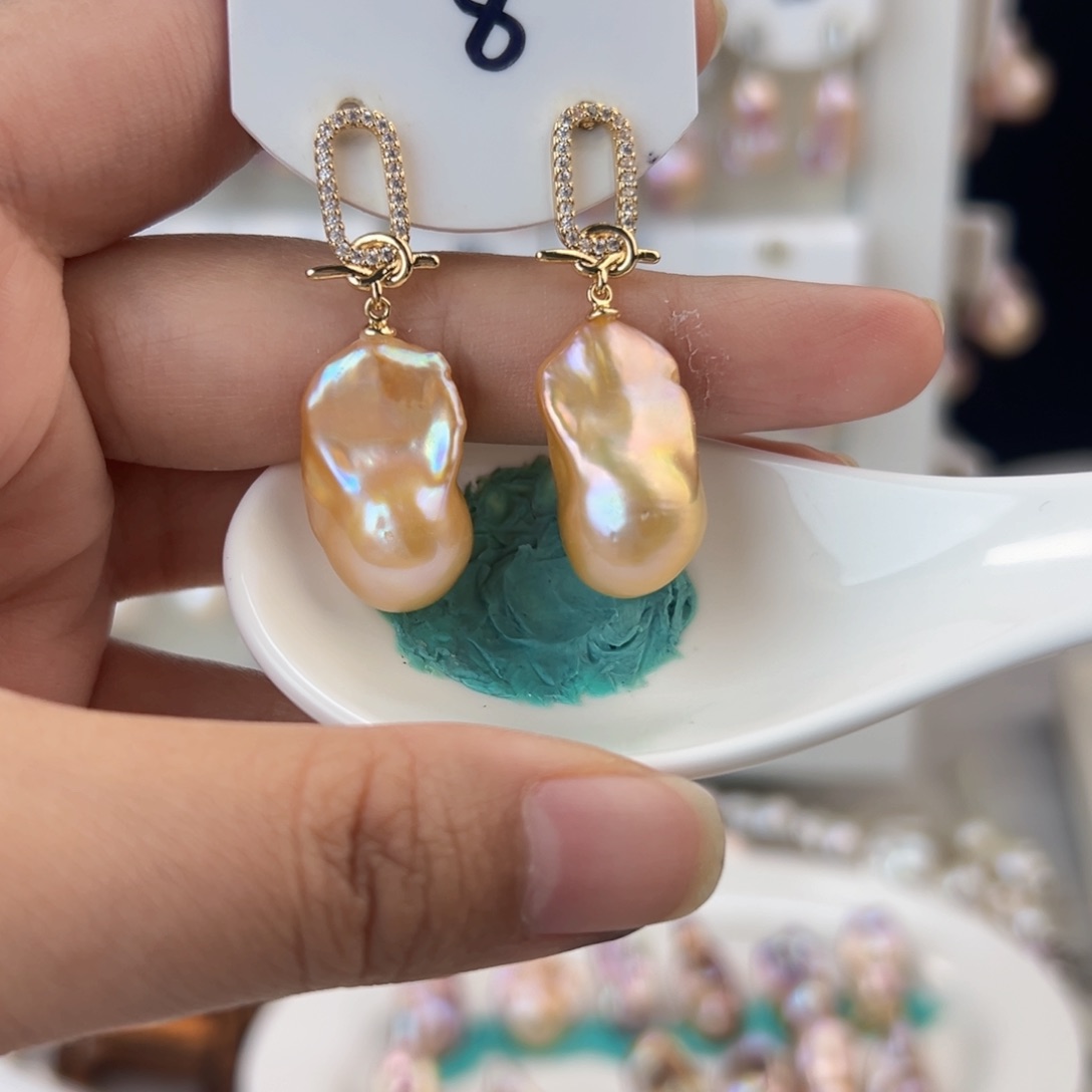 淡水珍珠耳饰未镶嵌