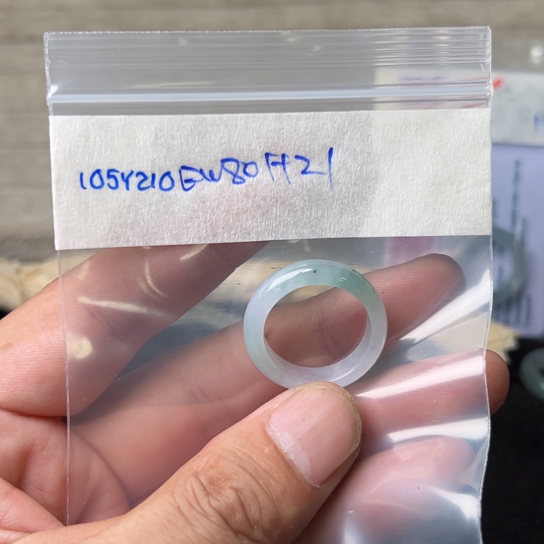 定制翡翠未镶嵌旭*