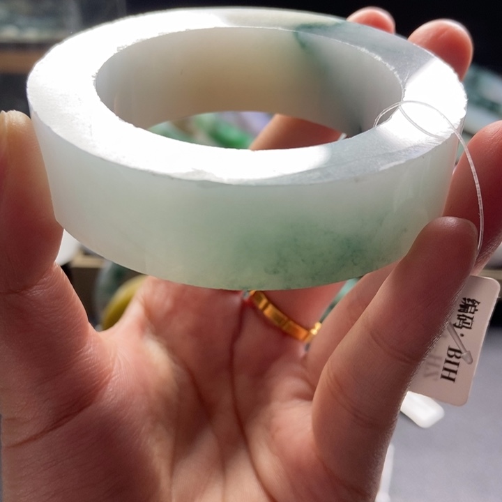 定制翡翠翡翠手镯未镶嵌無****甲