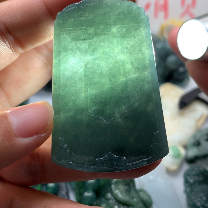 翡翠颈饰未镶嵌保真天然A货翡翠