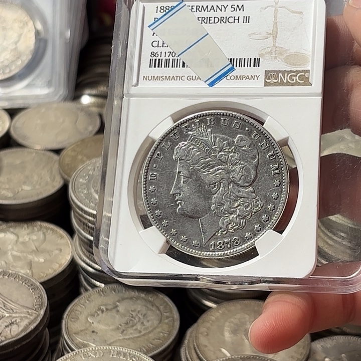 今***我银Ag900美国摩根一美元银币