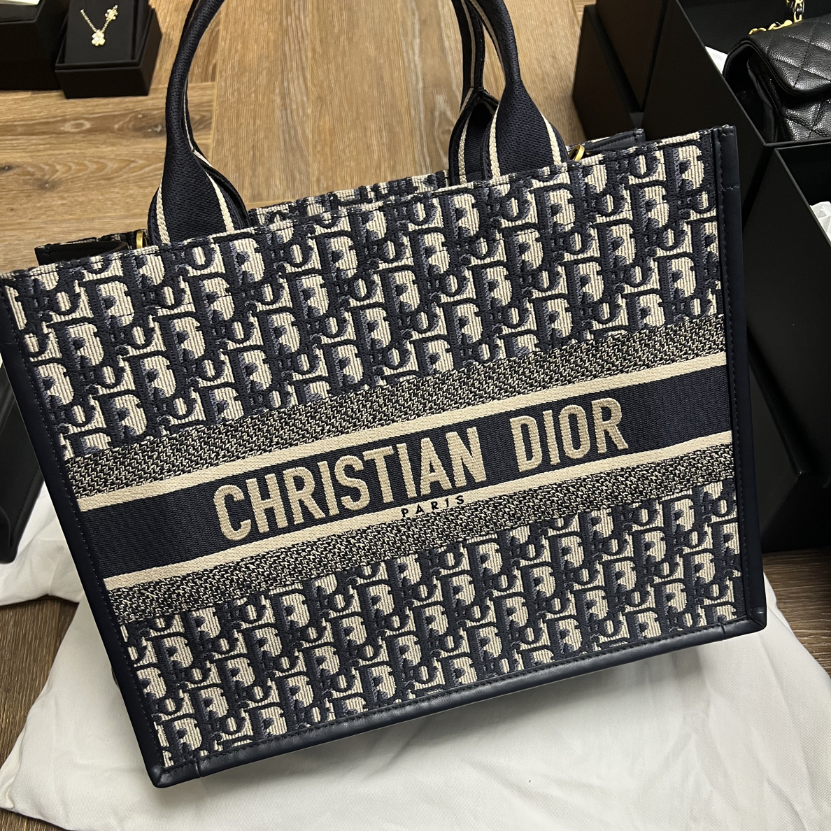 未使用 DIOR/迪奥  澳海贝/迪奥老花托特包