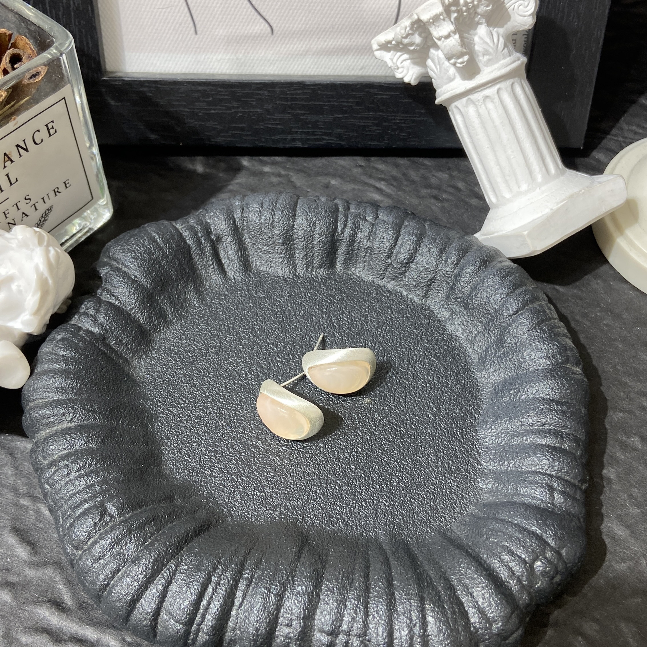 925银耳饰 钛钢耳饰 LARVINA法式磨砂耳环