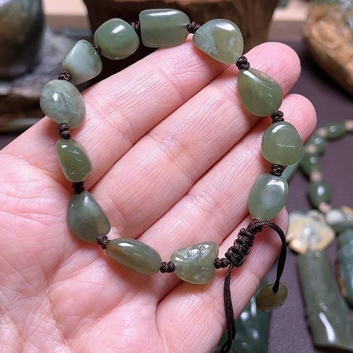 岫岩河磨玉（透闪石质玉）手绳未镶嵌