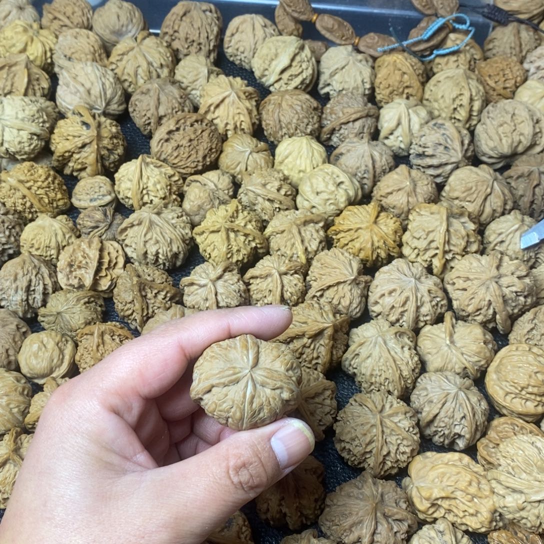 A***哥文玩核桃吊坠文玩