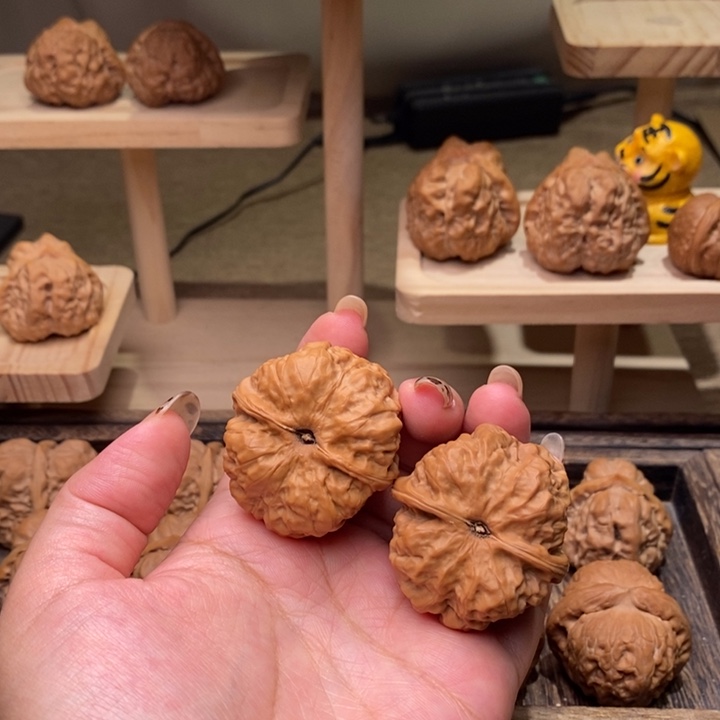 班***爸文玩核桃吊坠蛤蟆39