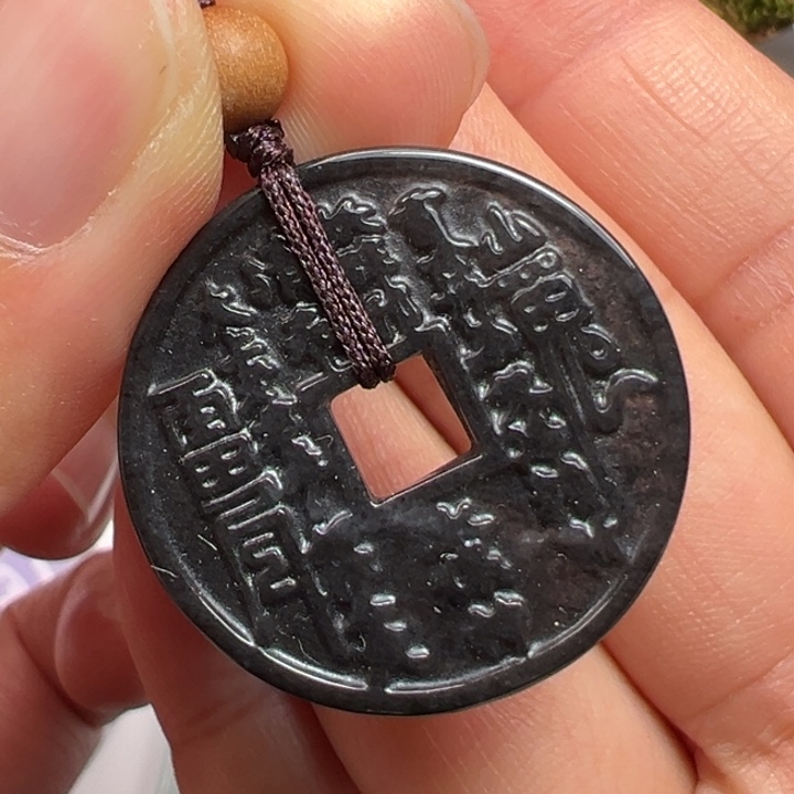 翡翠未镶嵌颈饰手机挂