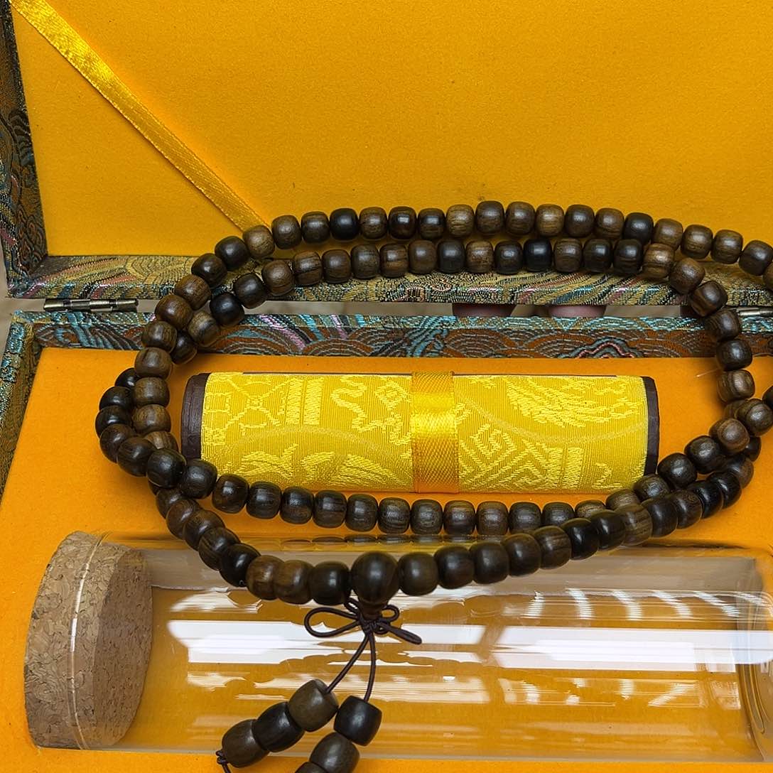 大叶紫檀（黑酸枝木类）