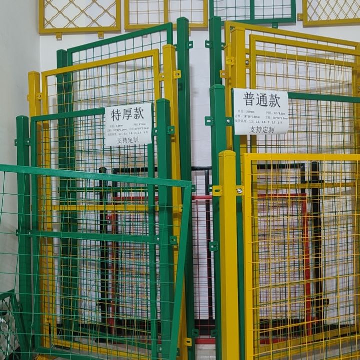 美**天1.8*2米对开门 特厚 预埋柱绿色