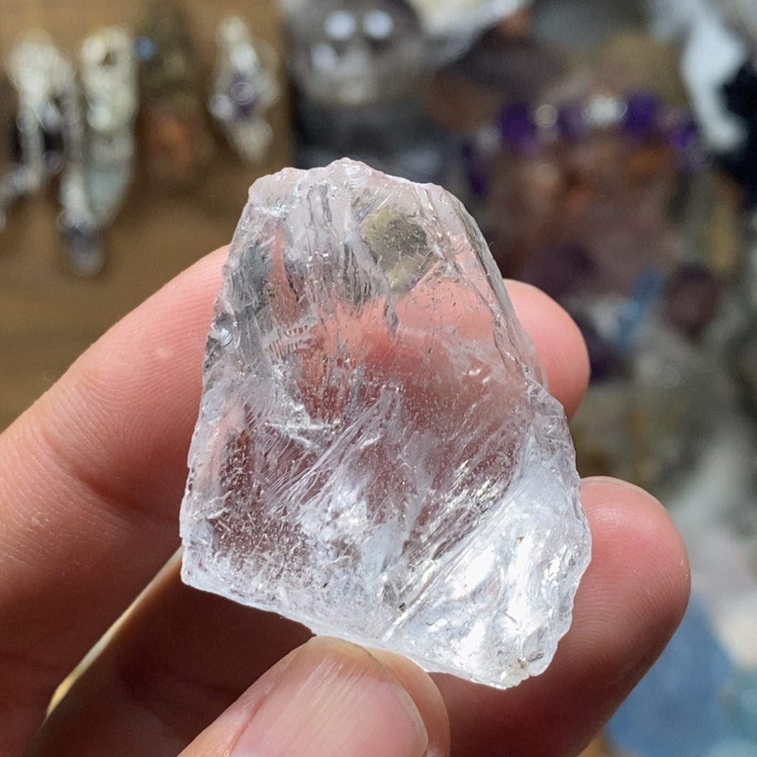 喜马拉雅未镶嵌水晶