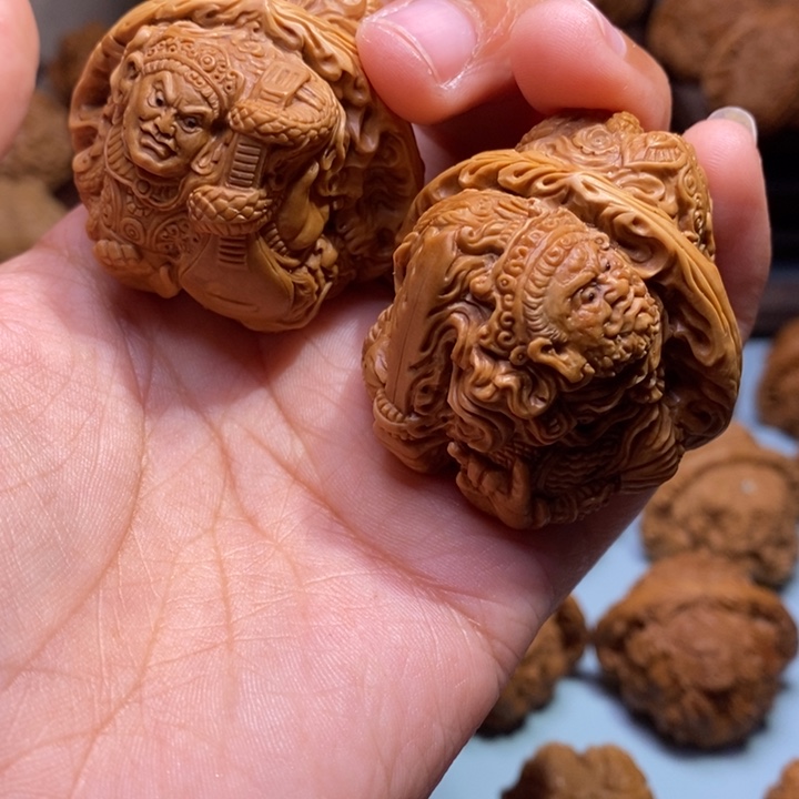 【闪购商品】核桃手串/手链易*寒四大天王