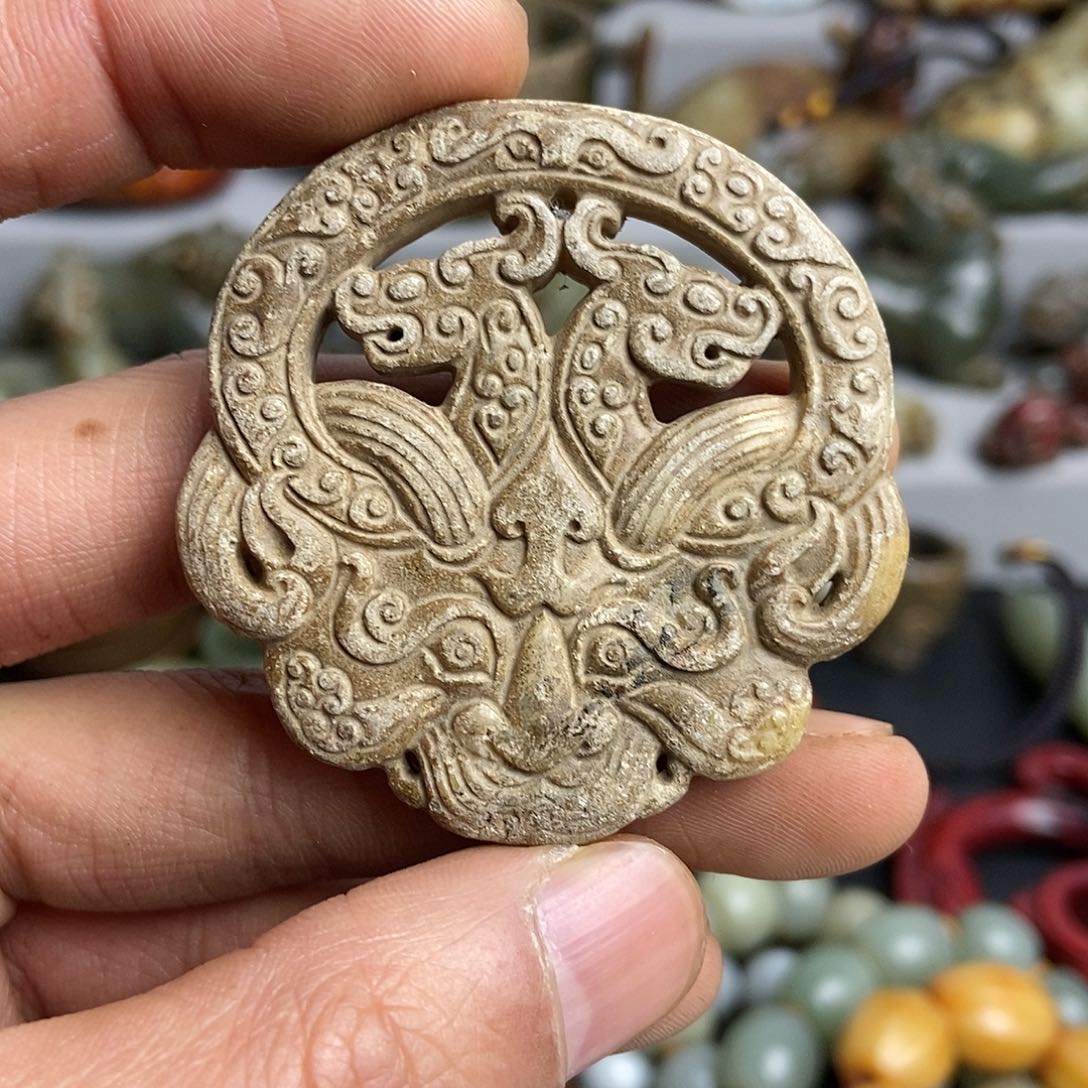 和田玉（糖玉）配饰未镶嵌