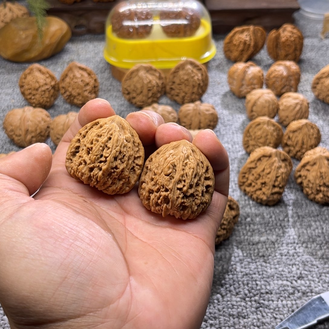 大***迹把件文玩核桃团子南疆