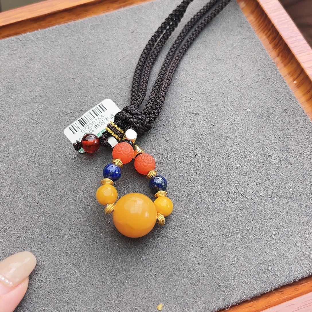 琥珀手链未镶嵌锁骨珠