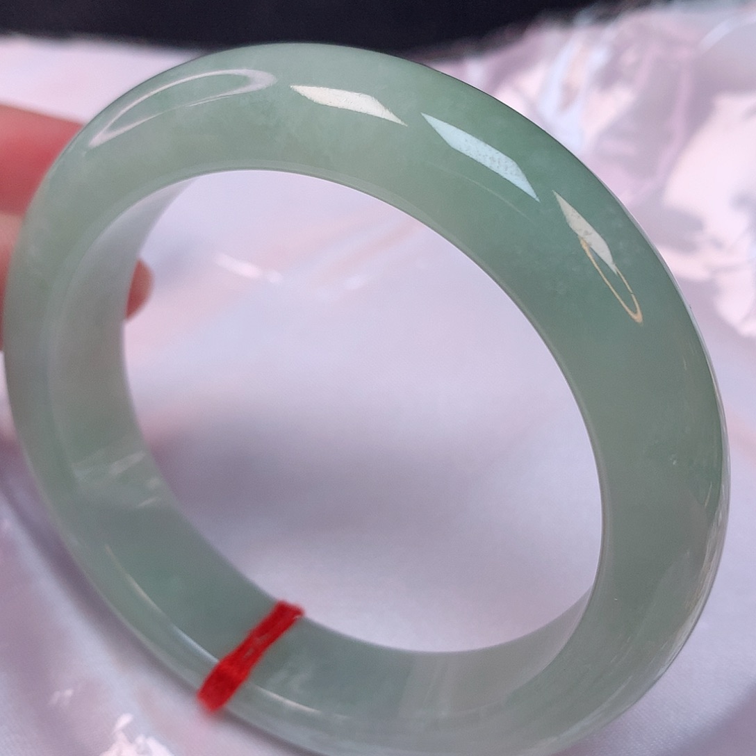 翡翠手镯未镶嵌54+ 翡翠手镯