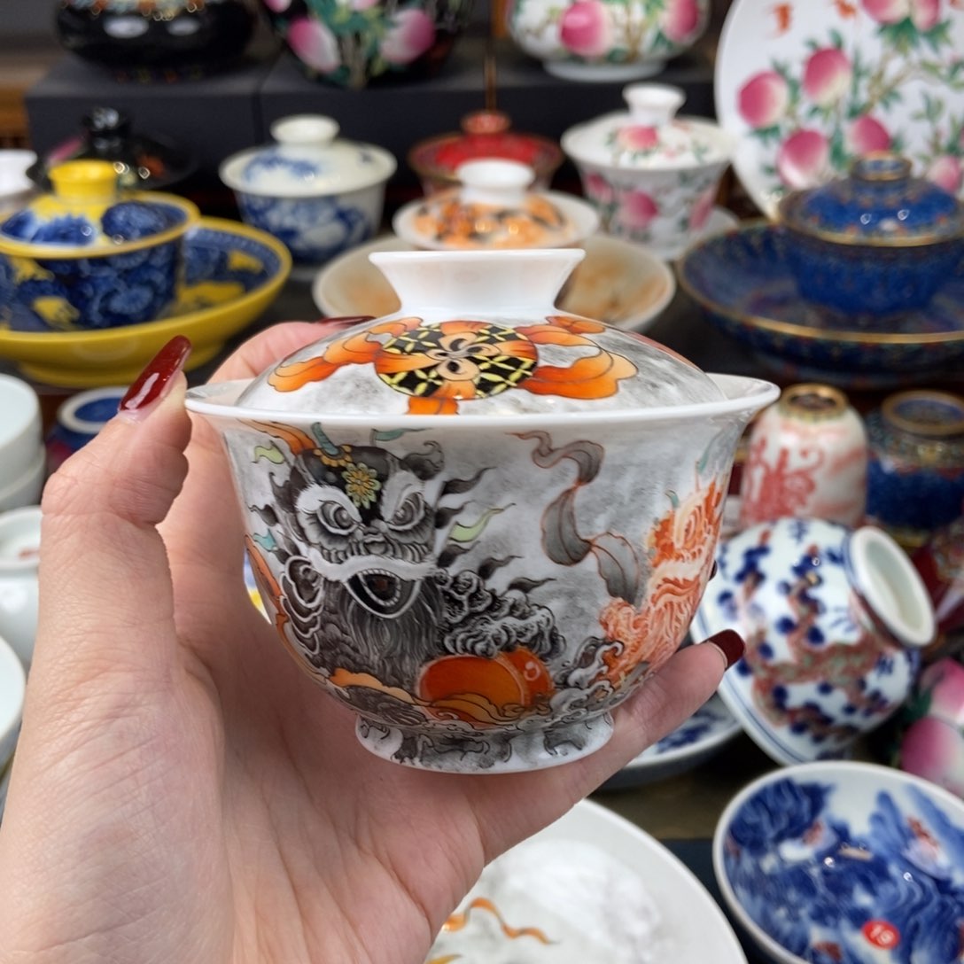 陶瓷艺术家亲爱的你的生日快乐