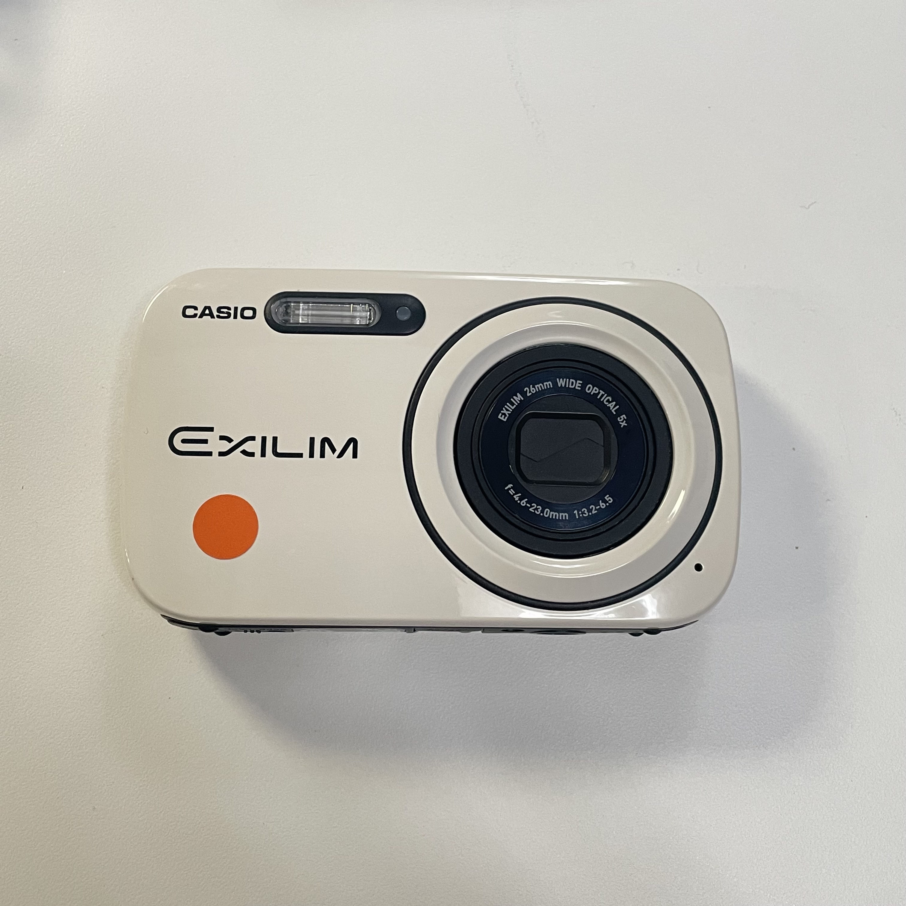 95新 Casio/卡西欧 奶白色1610万像素5倍变焦 磨皮美颜冷白肤感