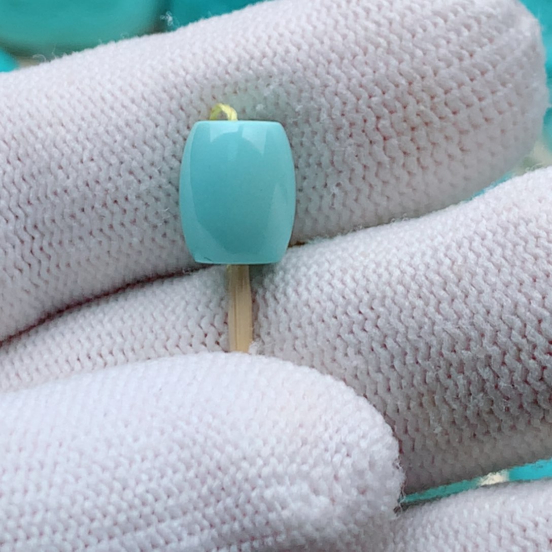 绿松石颈饰未镶嵌