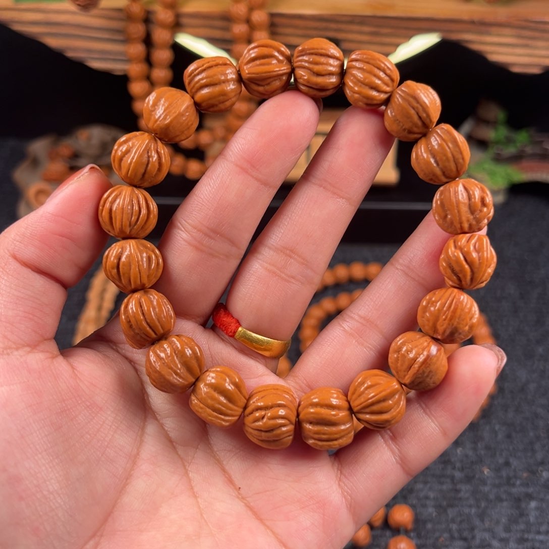 桃核手串F4链接手串