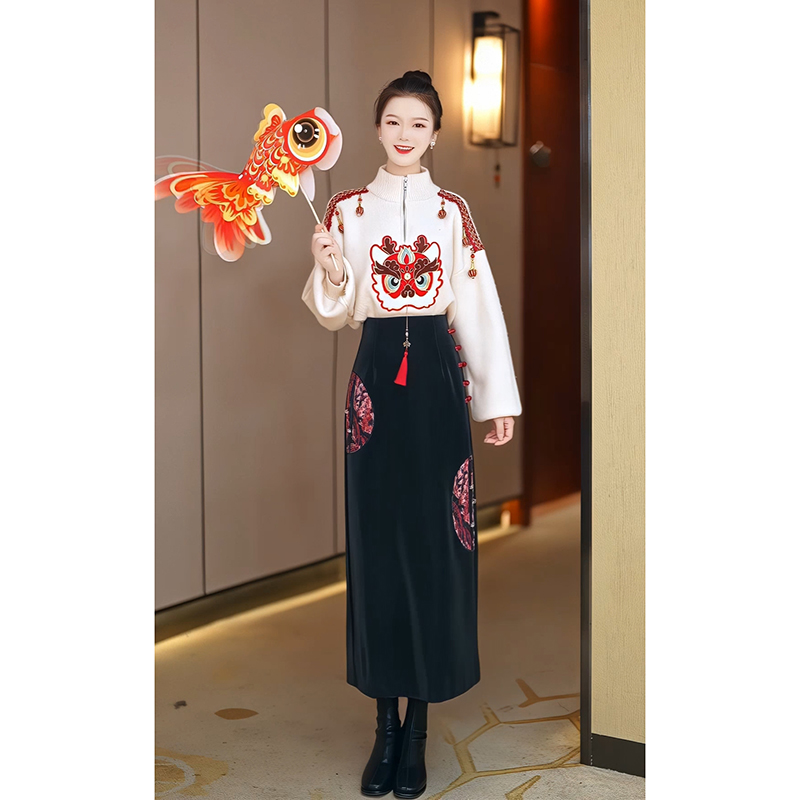 芙娜妮轻奢2024新款秋冬气质显瘦连帽卫衣连衣裙女装F2333517A