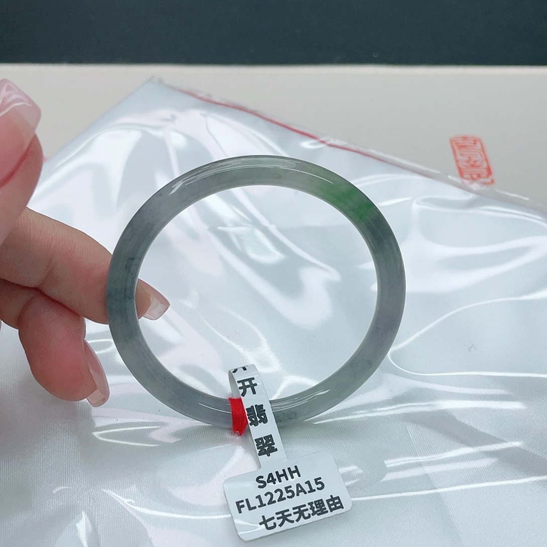 翡翠手镯未镶嵌圆53