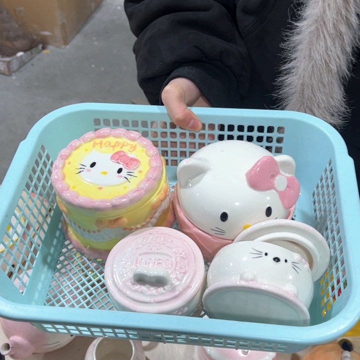 紫砂茶叶罐这么多人