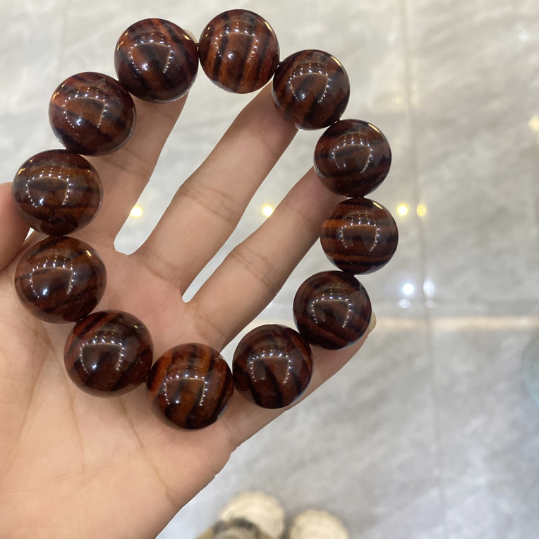 虎皮纹满纹2.0手串高油高密文玩手串批发价格