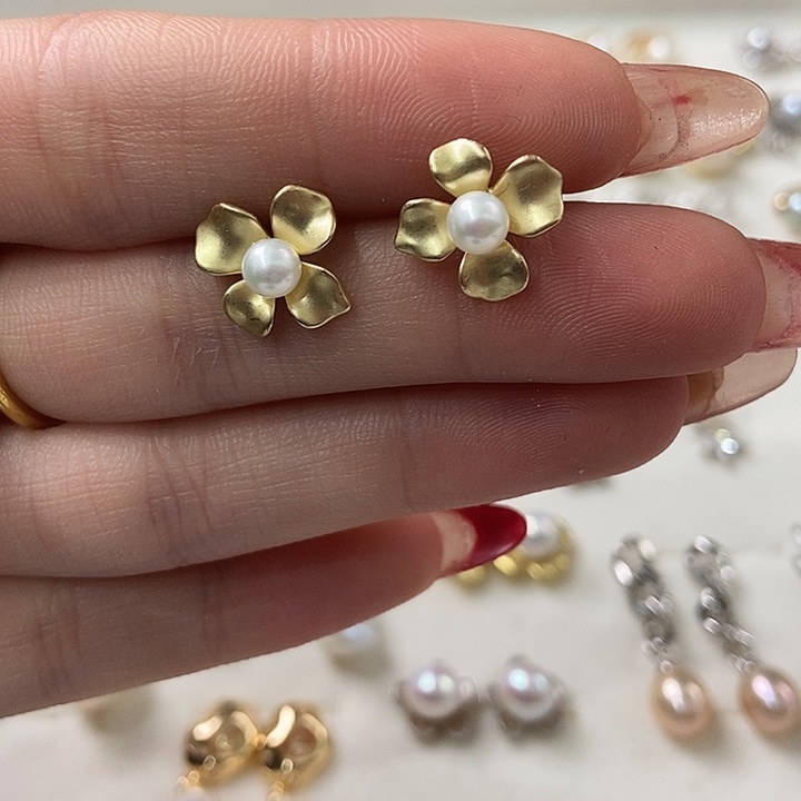 淡水珍珠珍珠耳钉未镶嵌