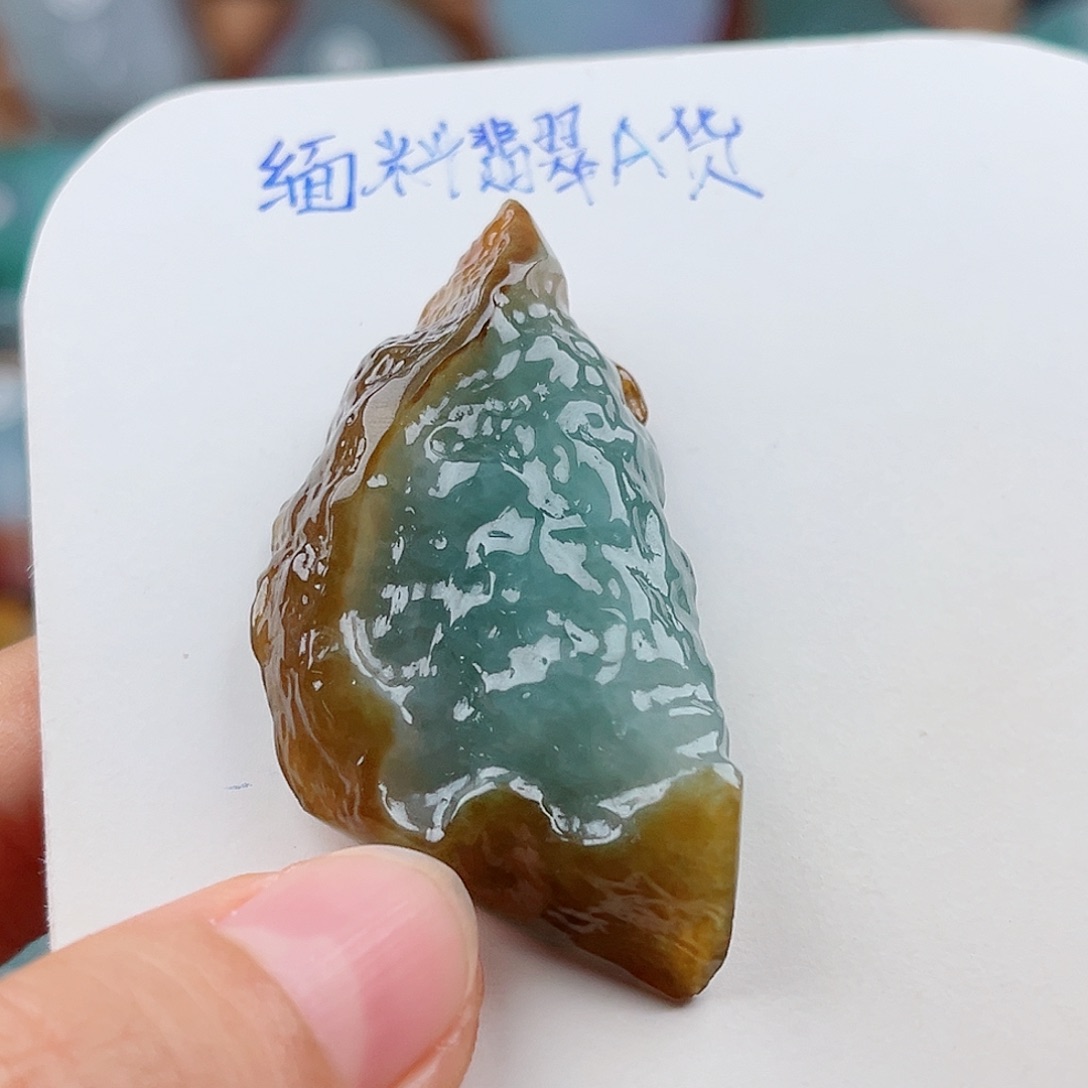 未镶嵌定制翡翠翡翠