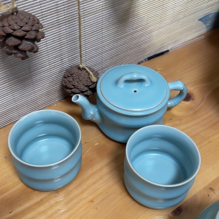 瓷片竹节壶带两杯一