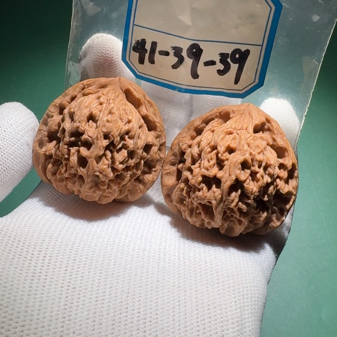 文玩核桃吊坠6号万字姜黄皮