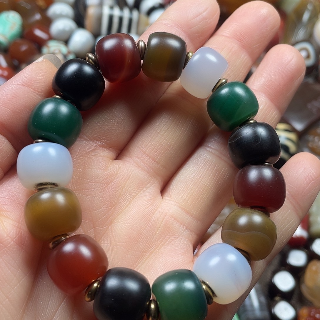 玛瑙/玉髓未镶嵌挂件