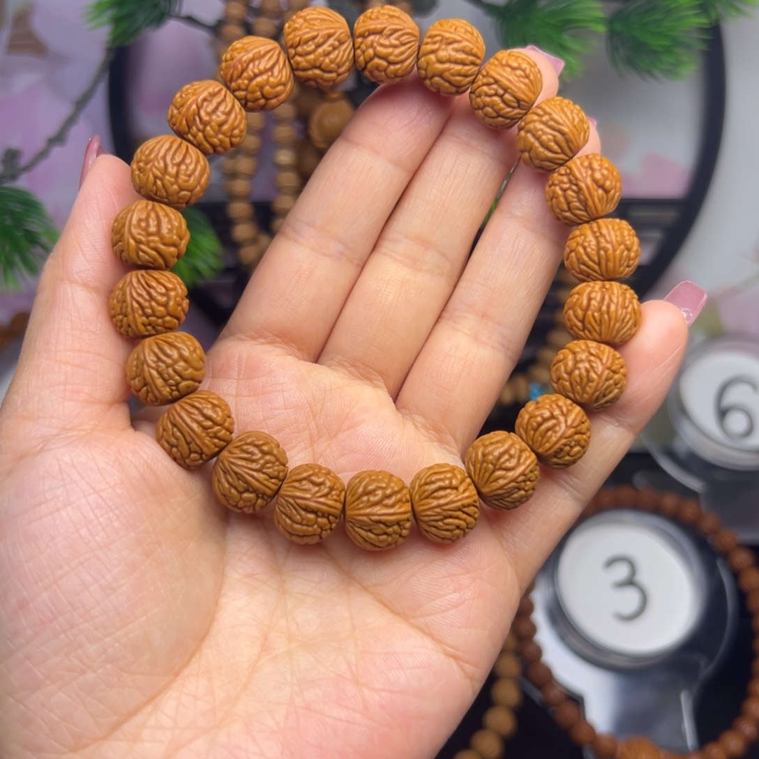 吊坠桃核龙纹桃核手串