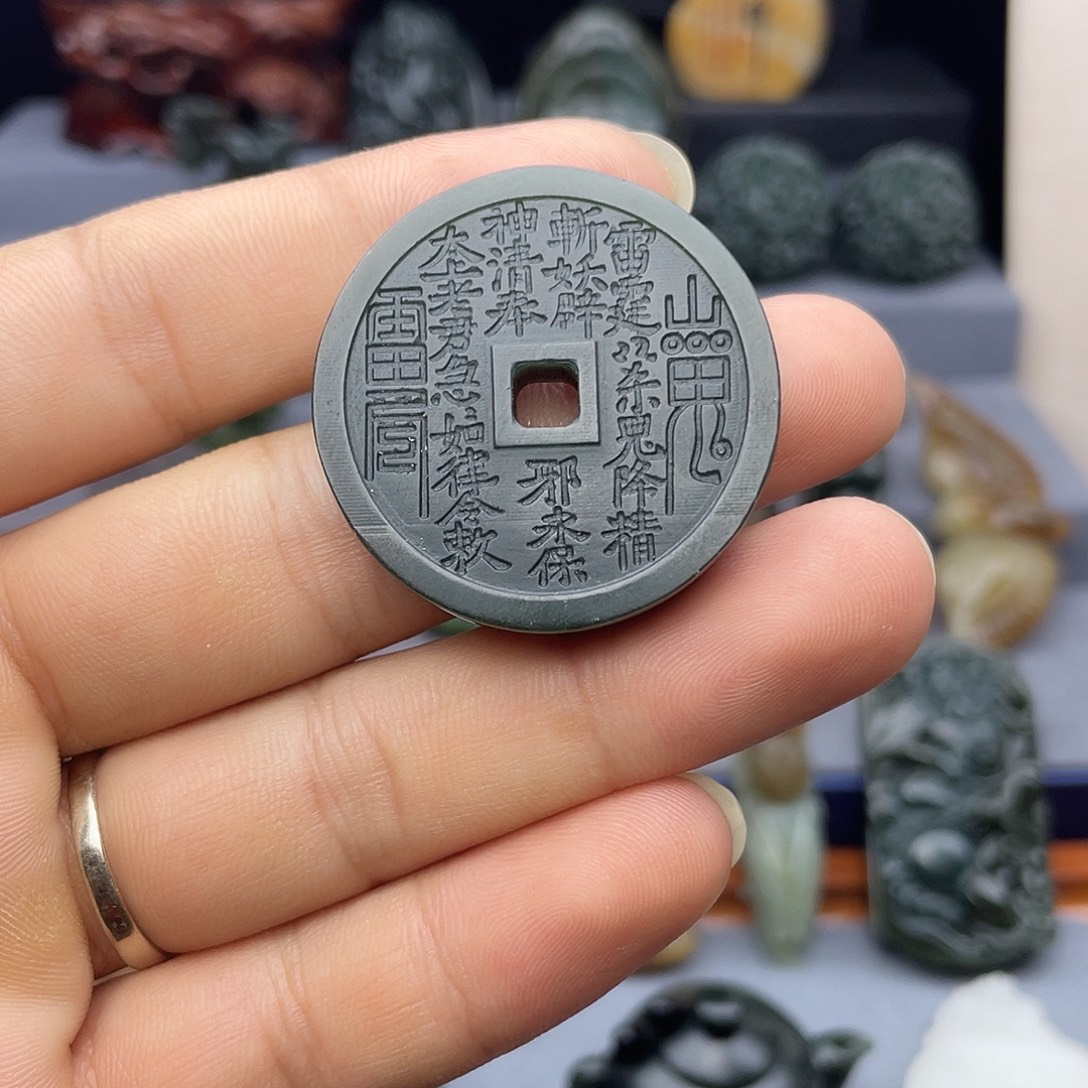 和田玉未镶嵌挂件