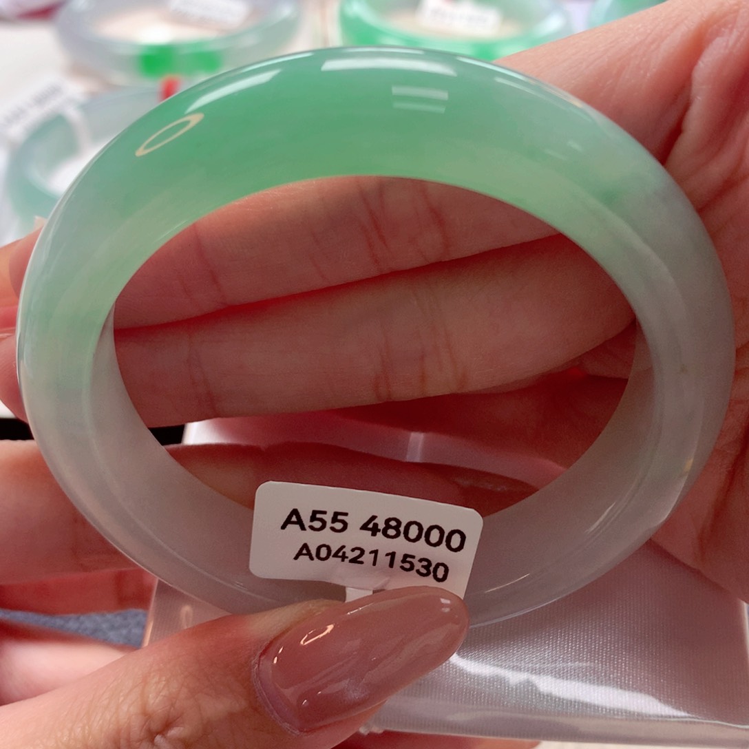 翡翠手镯未镶嵌正（88）13号强推！！！