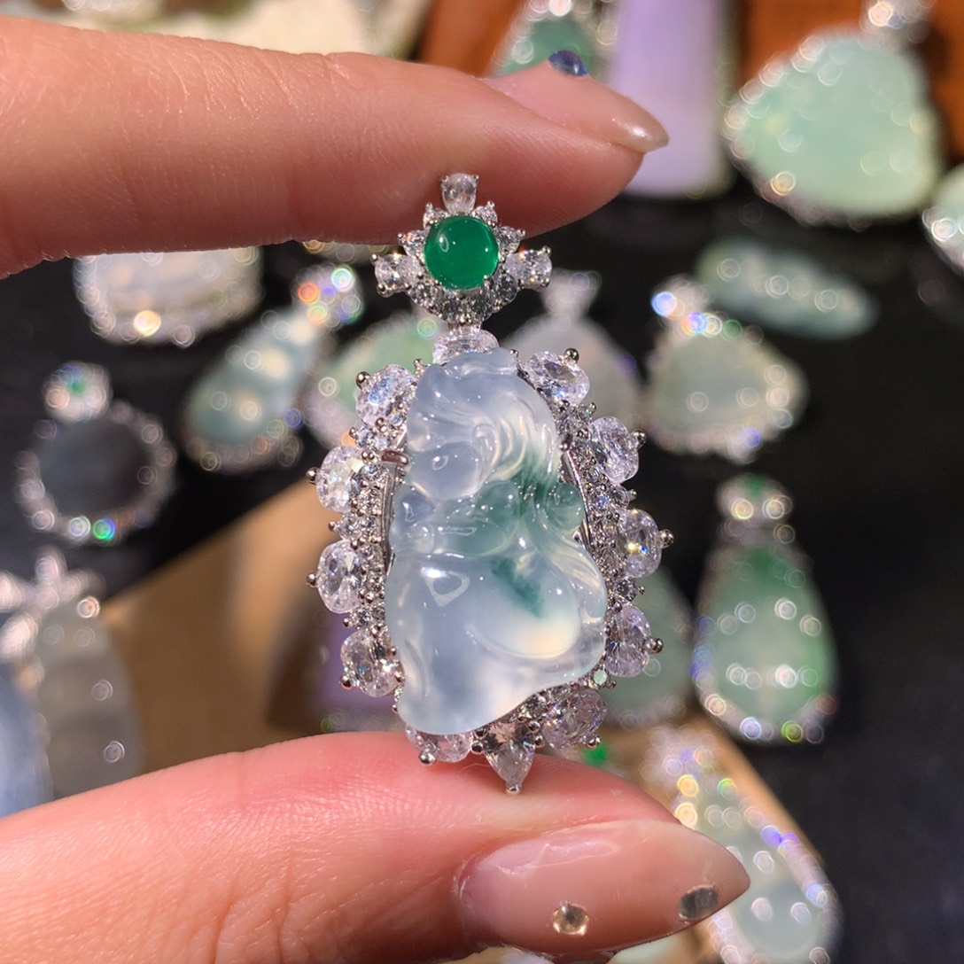 竹***君翡翠银S925镶嵌颈饰