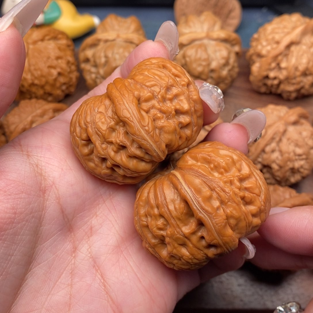 文玩核桃吊坠煮****?精配平谷元宝42