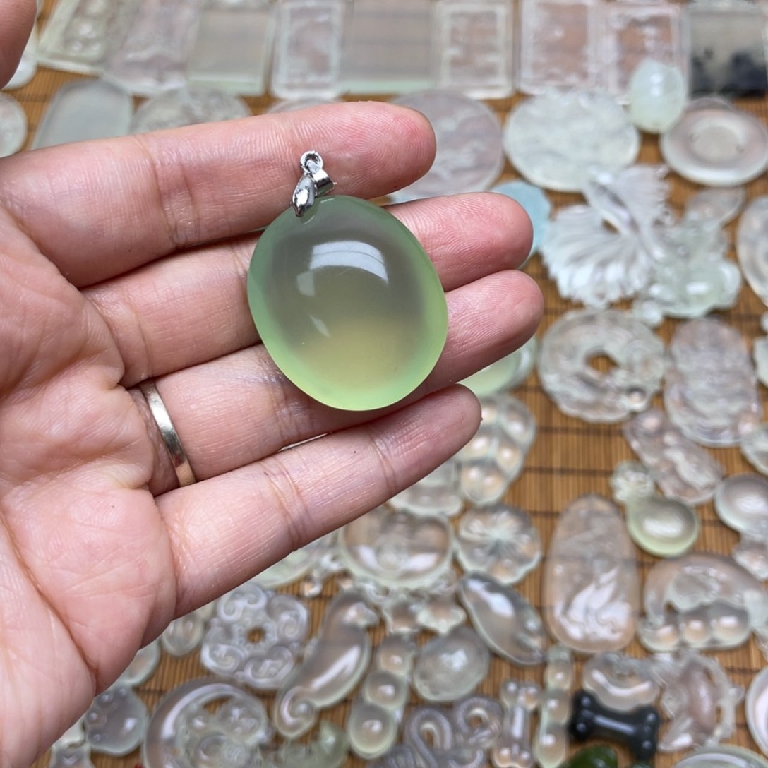 未镶嵌蛇纹石玉颈饰柒*✨