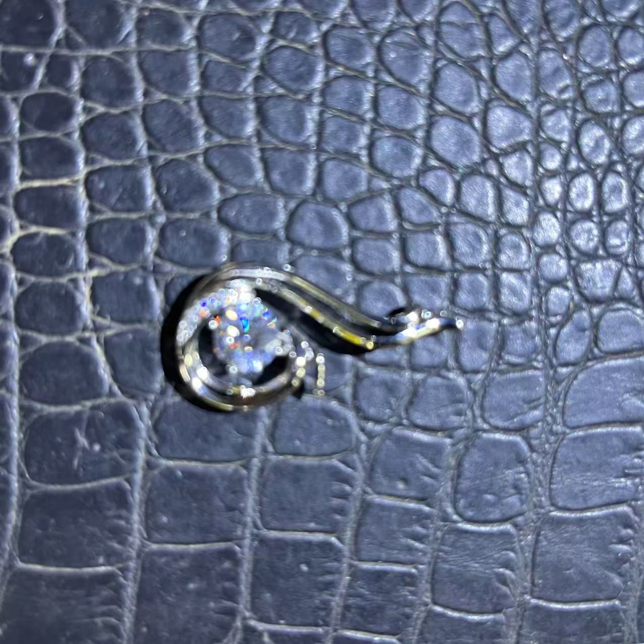 【高端定制】SMB-1300时尚设计吊坠多样性发一件