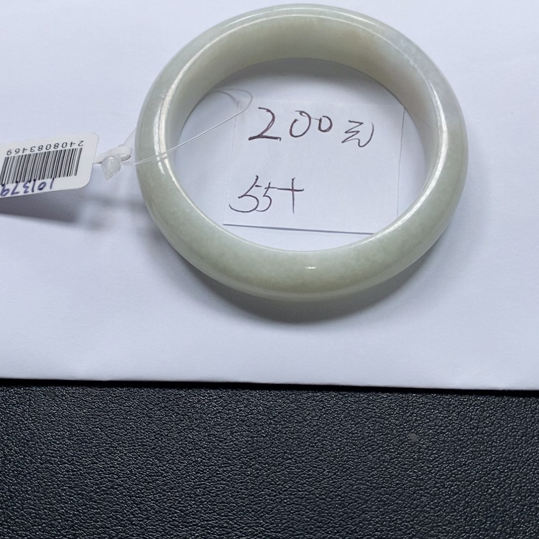 【闪购商品】未镶嵌手镯翡翠