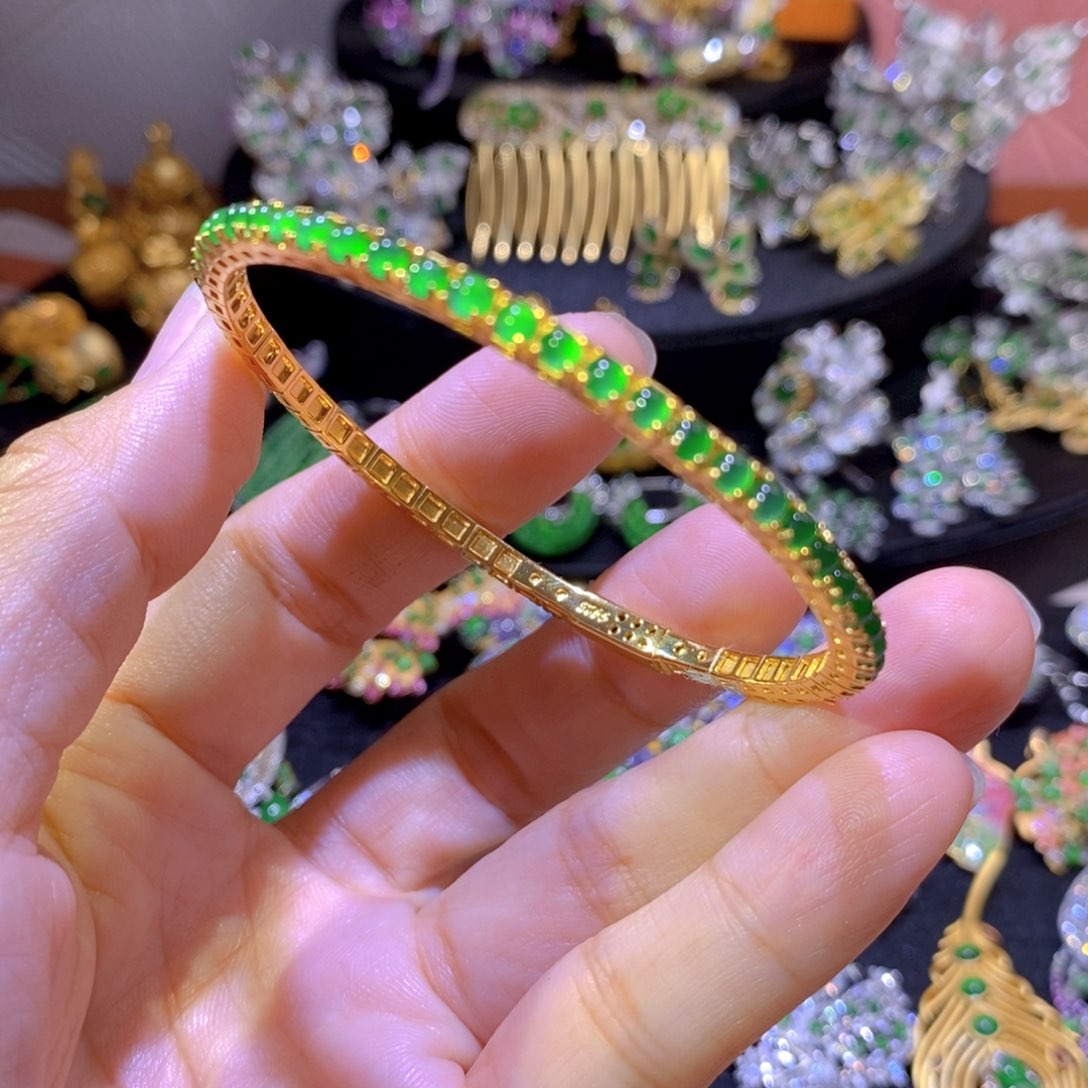 翡翠银S925镶嵌项圈天然翡翠