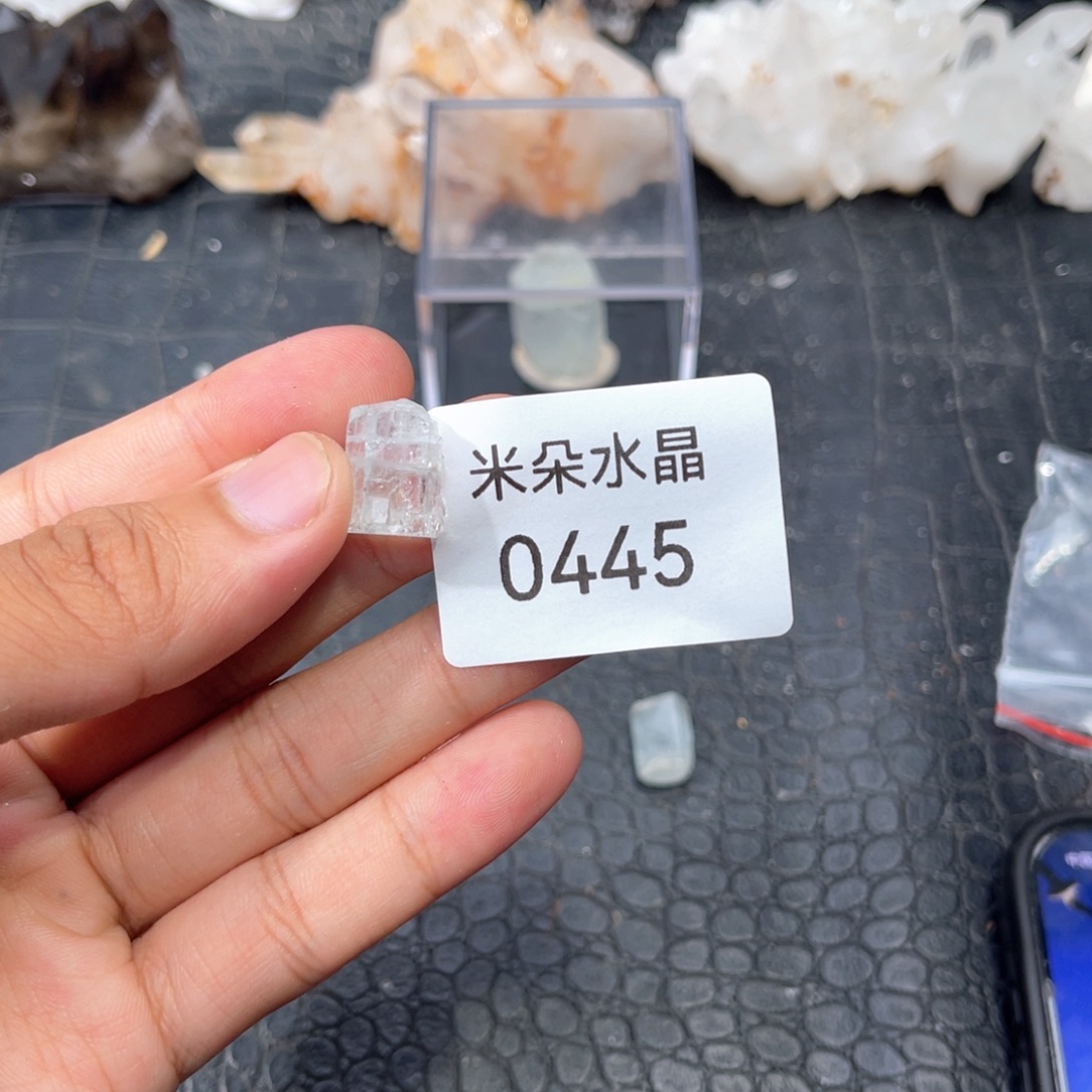 阿***啦未镶嵌珠宝半成品水晶水晶