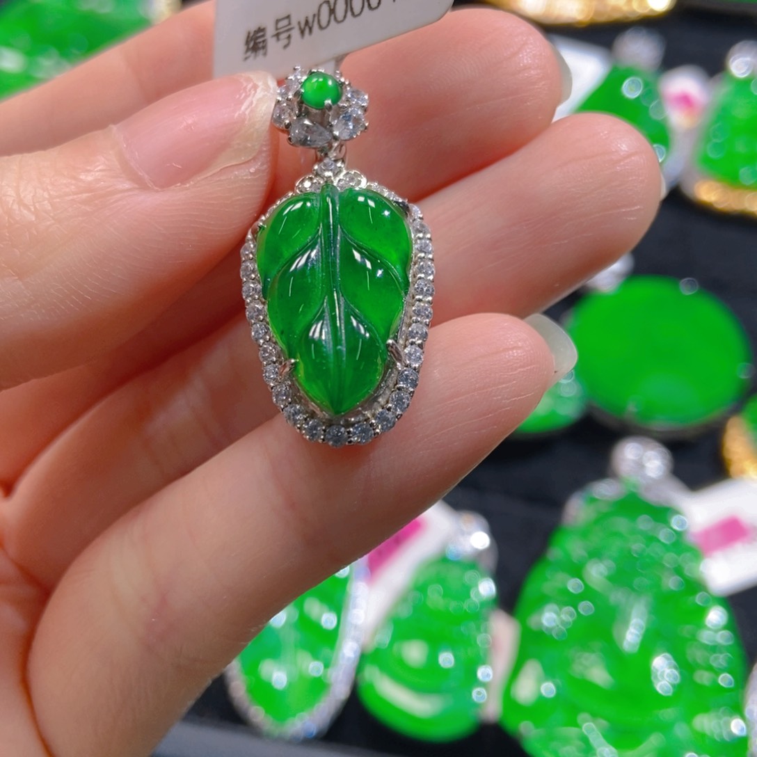 翡翠吊坠(不含链)银S925镶嵌