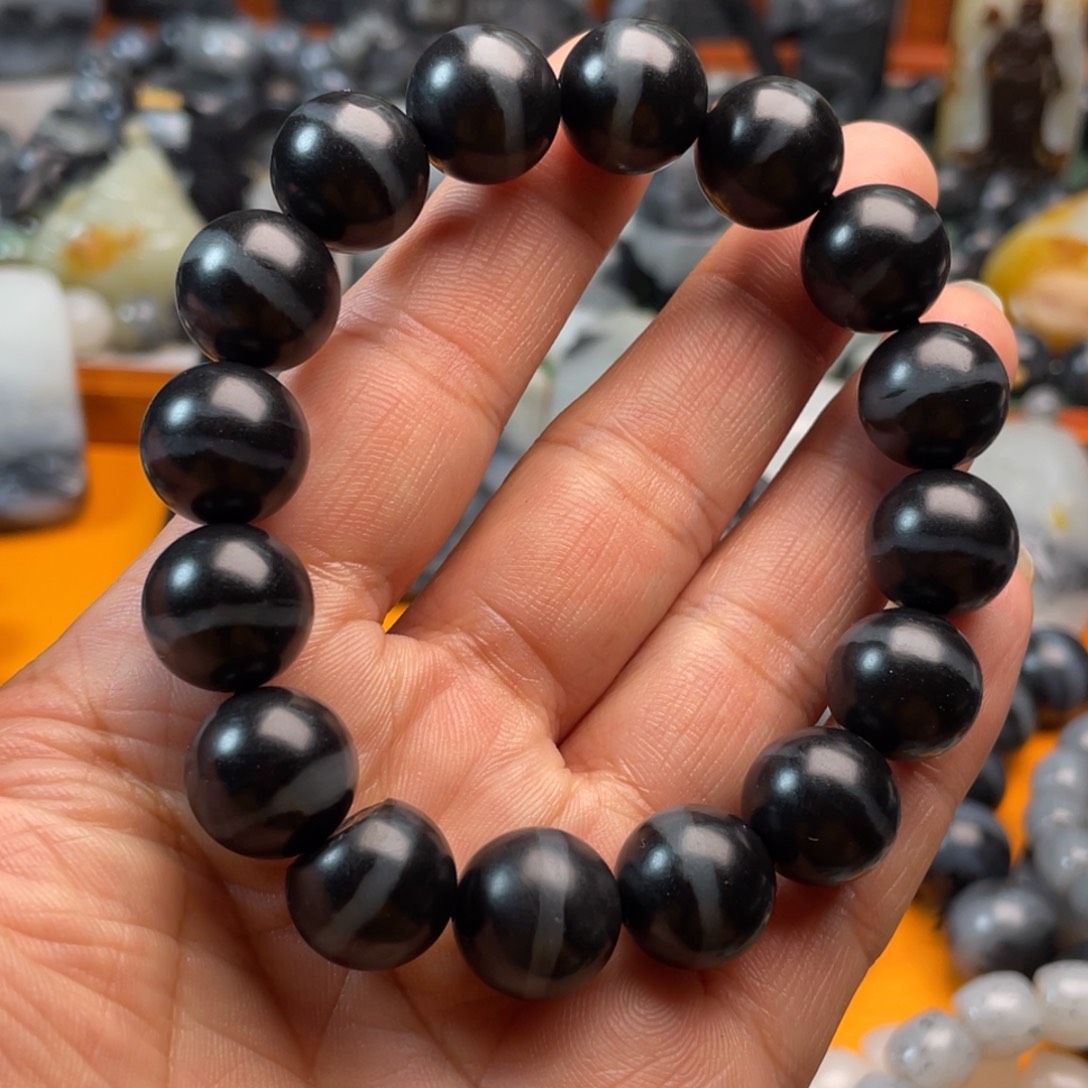 和田玉手串未镶嵌