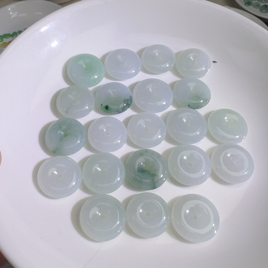 翡翠散珠翡翠平安扣