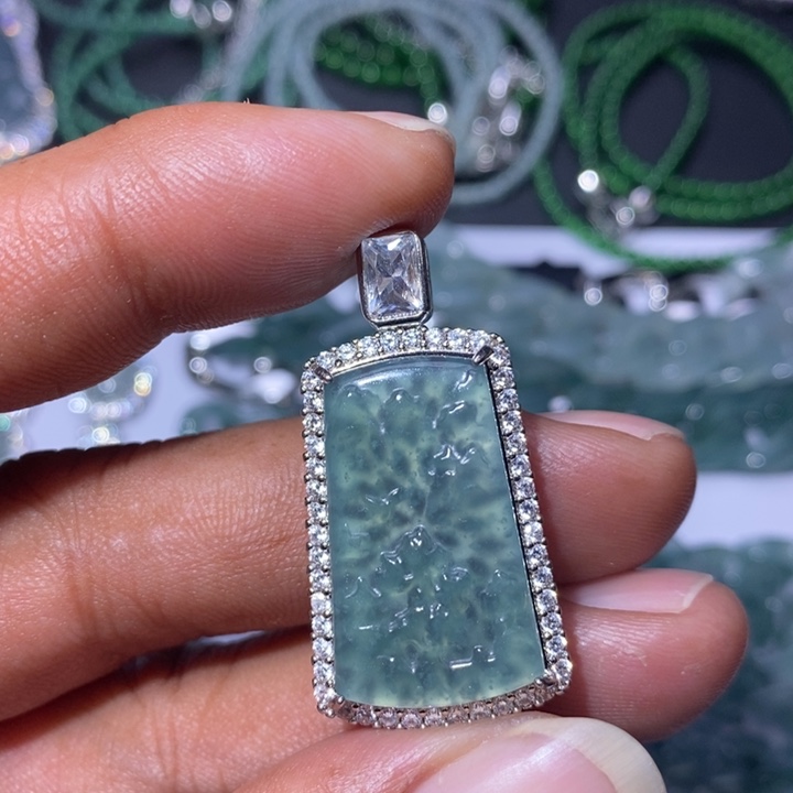 翡翠未镶嵌颈饰天然翡翠