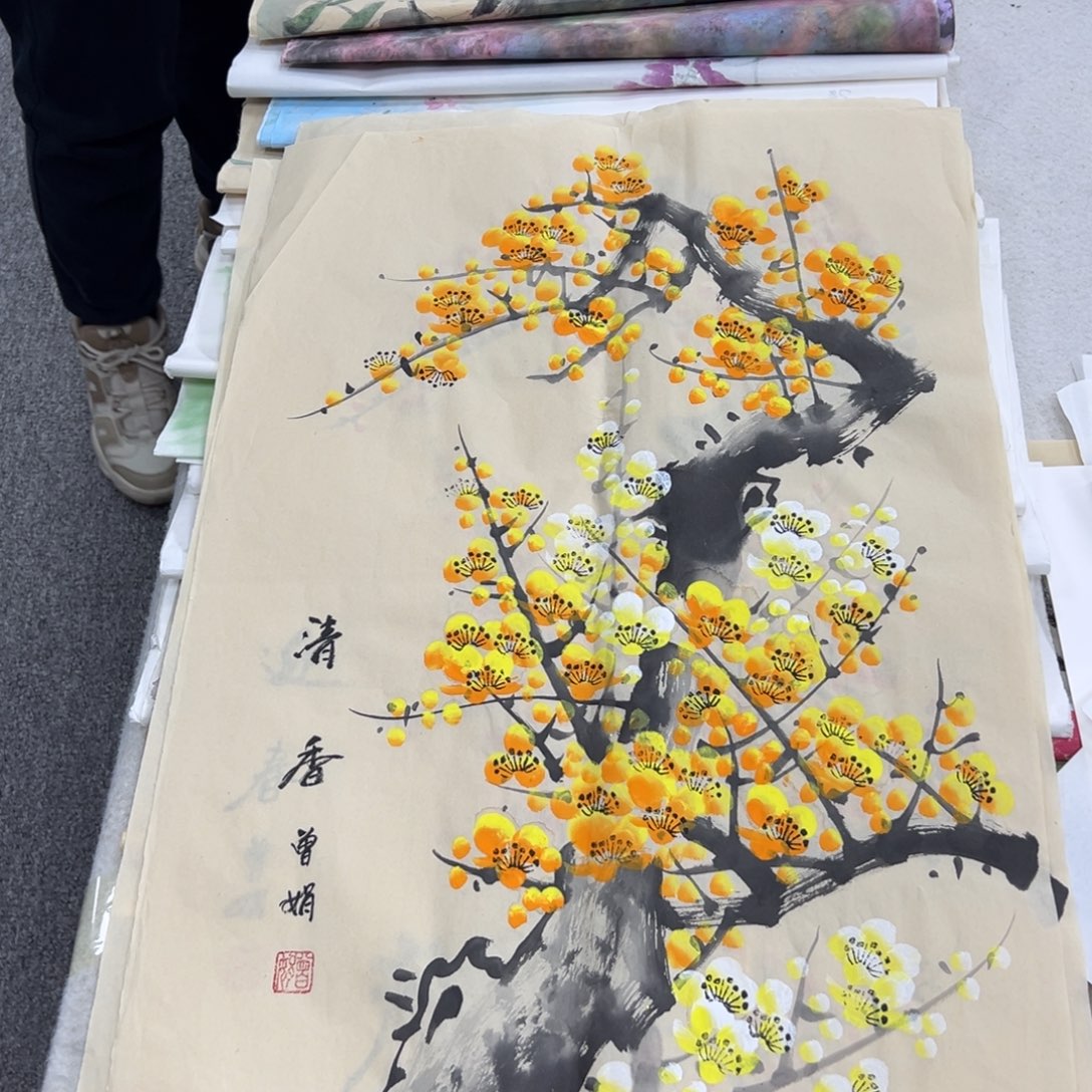 国画卖字画的小老板