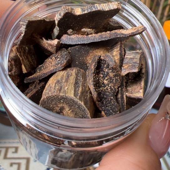 沉香沉香碎屑奇楠黑棋边角老料30克