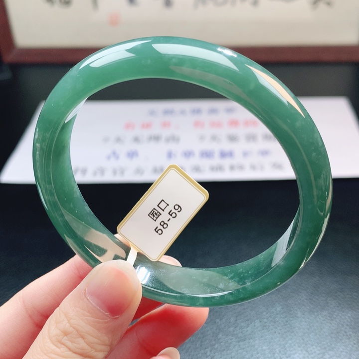 翡翠未镶嵌手镯翡翠手镯12